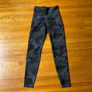 Old Navy Camo Leggings